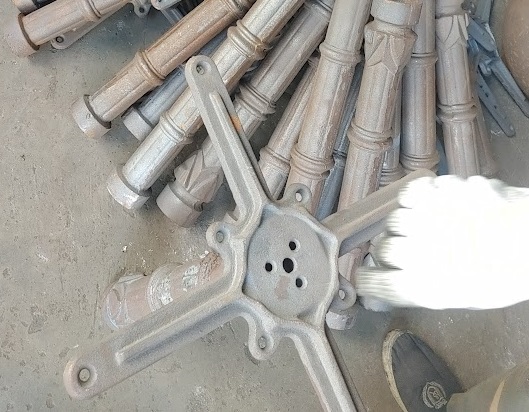 [CBCF-b01] Bích nắp mặt bàn với chân bàn cà phê 3kg