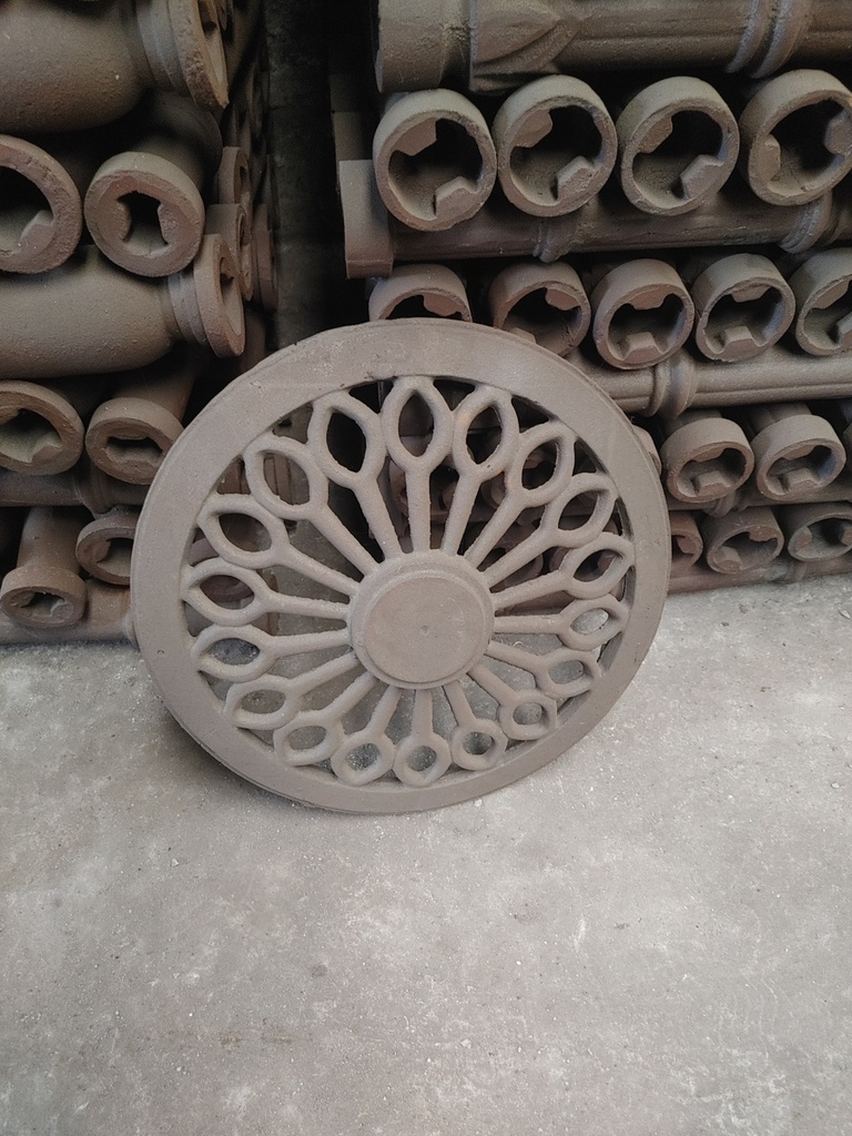 Cast iron coffee table base - flower bar 9kg